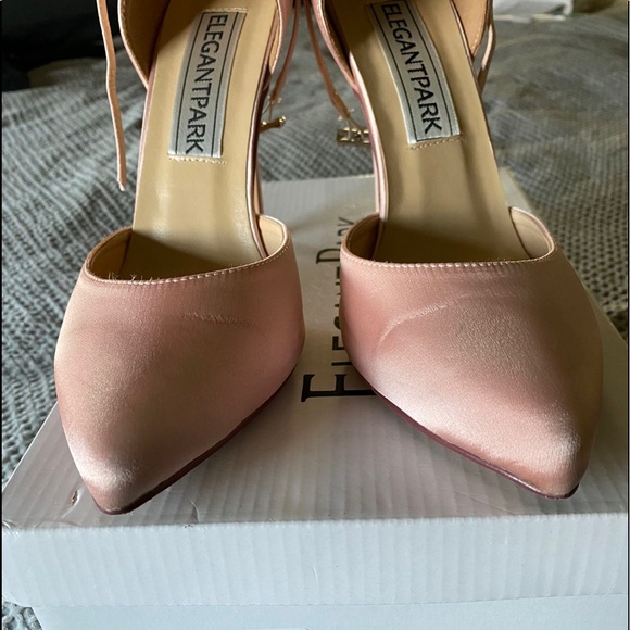 Blush Pink Size 8 Heels - Picture 4 of 4